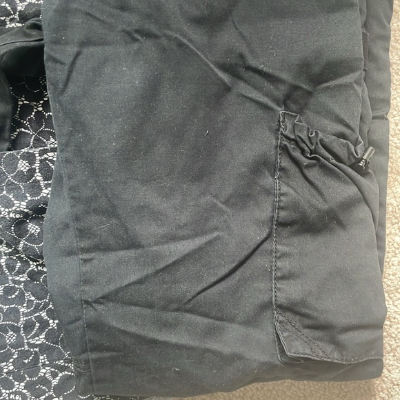 Black and White Floral Scrub Top with Black Scrub Pants - Picture 5 of 5